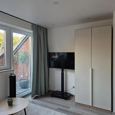 Tannenbusch Loft 4 Gaeste Designerbad Balkon Waschtrockner Voerde